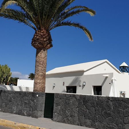 Casa A Primera Linea De Mar กอสตา เตกีสเซ ภายนอก รูปภาพ